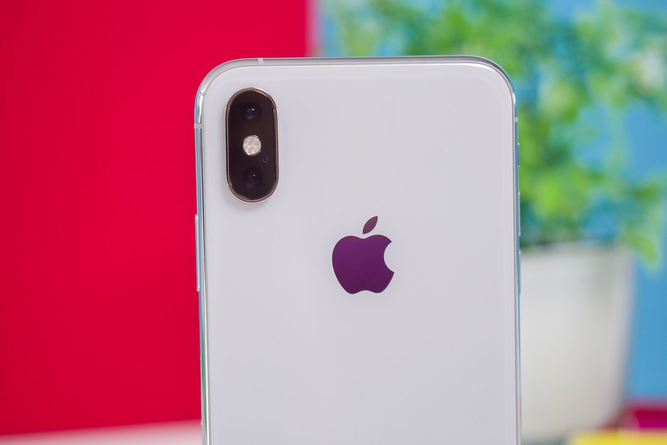 Copy of Apple iPhone XS and XS Max Review 007