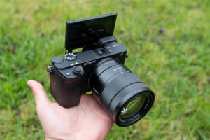 بررسی کامل دوربین Sony A6400: ترکیب قدرت، دقت و انعطاف‌پذیری