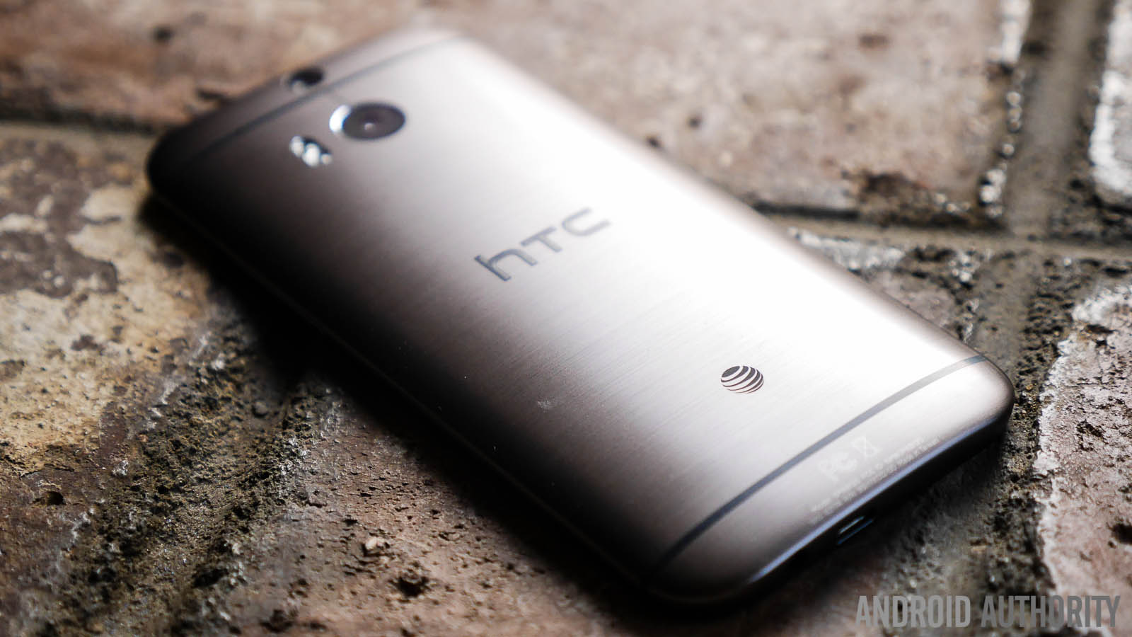 htc one m8 outdoors aa 8 of 14
