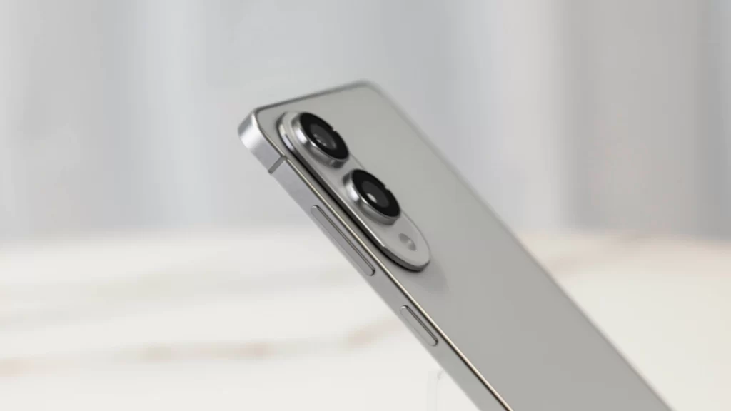 S25 Edge 700635754