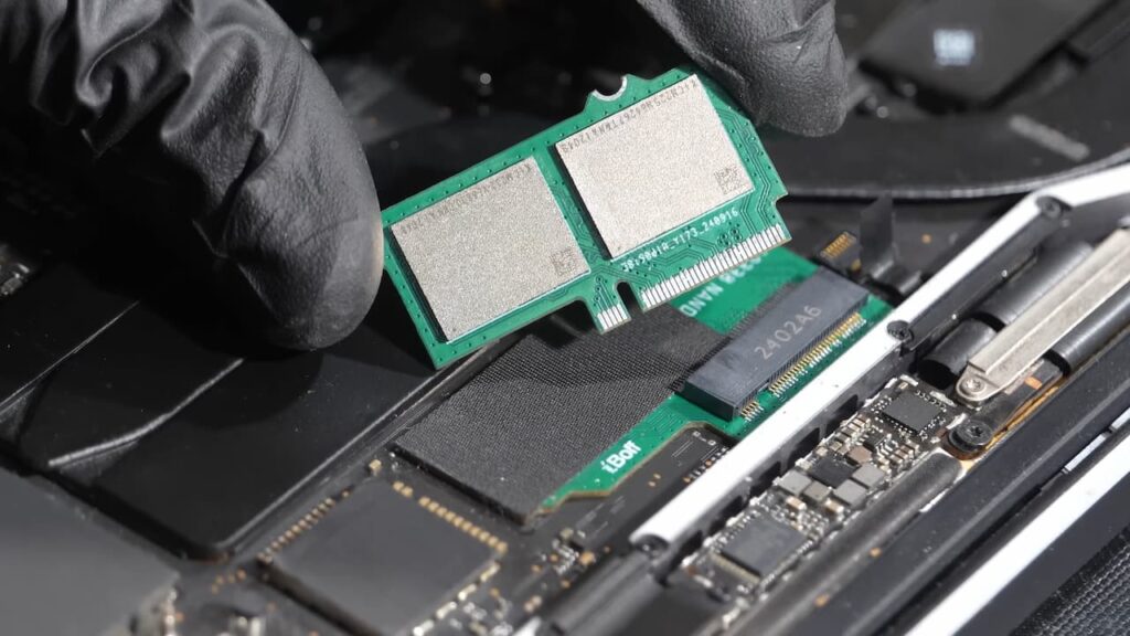 apple silicon macbooks ssd storage modules cover 3946867804