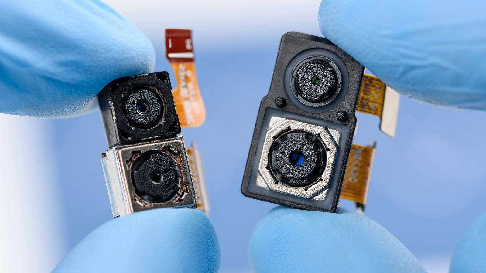 smartphone camera sensor in hand 1430886853