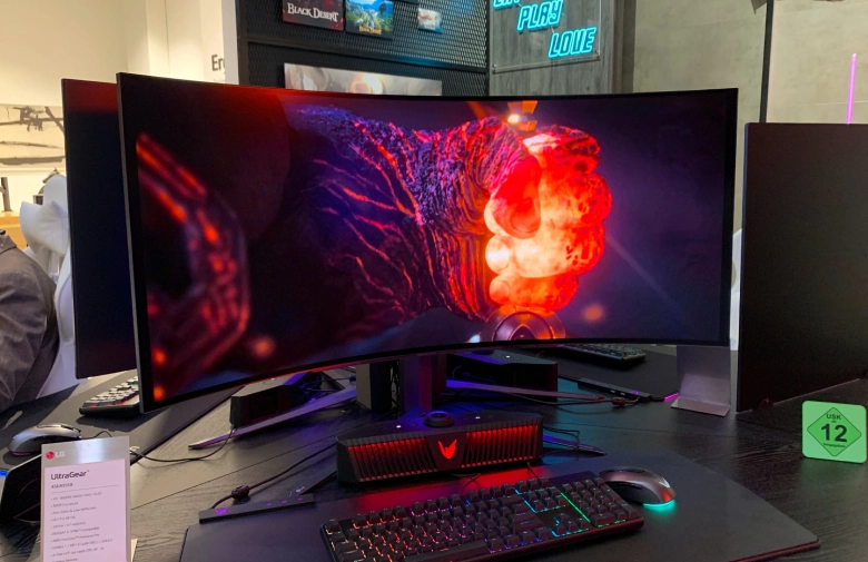 lg240hzoledifa 3 large 4255519555